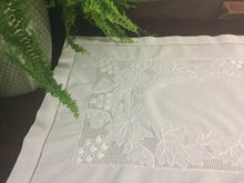 Load image into Gallery viewer, White Embroidered Cotton Runner